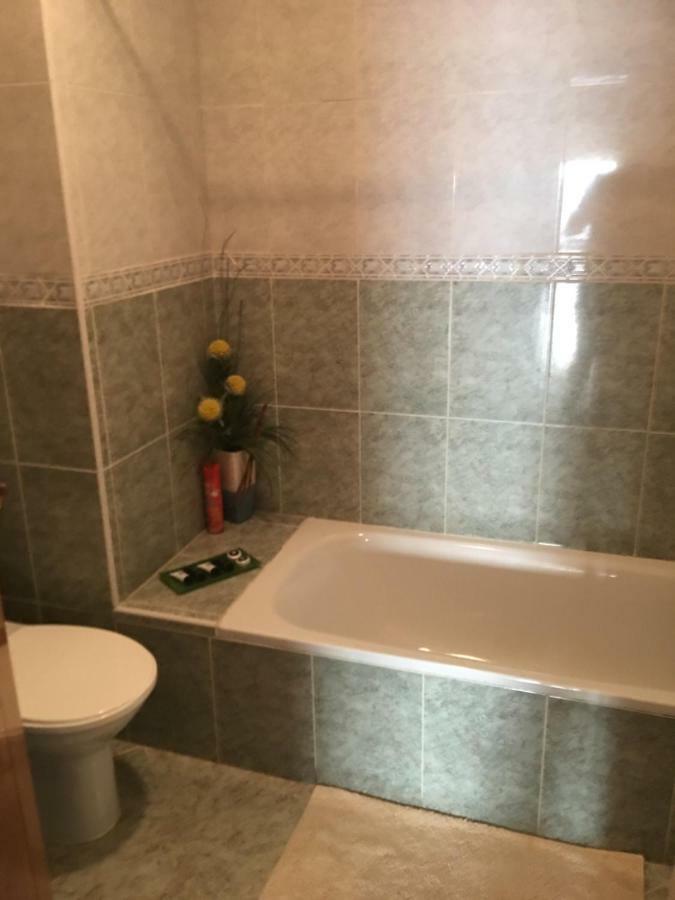 Quiet Apartment Overlooking The Swimming Pool Armacao de Pera Luaran gambar