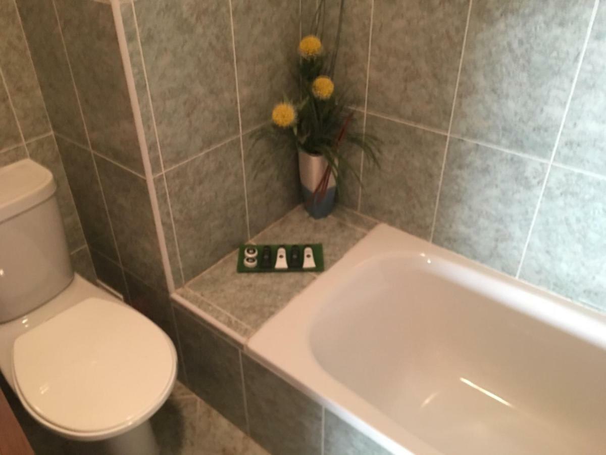 Quiet Apartment Overlooking The Swimming Pool Armacao de Pera Luaran gambar